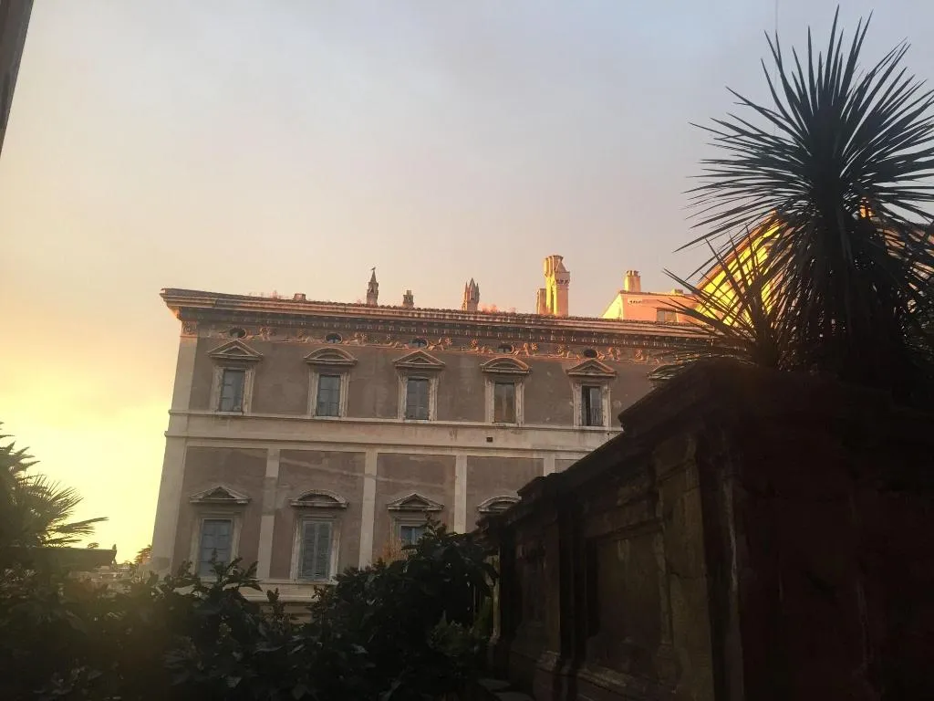 General view, A Star Inn, Rome
