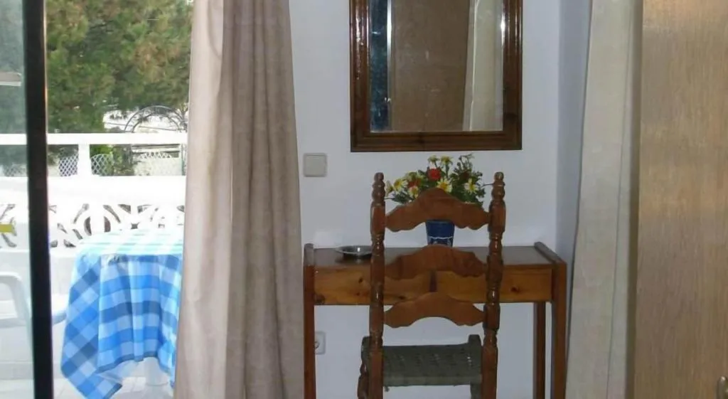Room, Dolphin Apartments, Rhodes