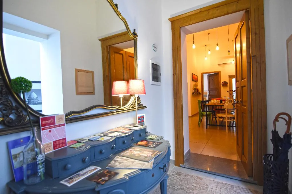 General view, B&B Crianza, Naples