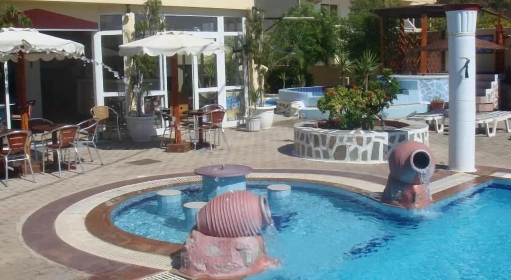 Terrace, Billy's Studios, Rhodes