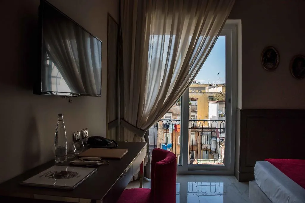 DOUBLE CLASSIC Room, Relais San Severo, Naples