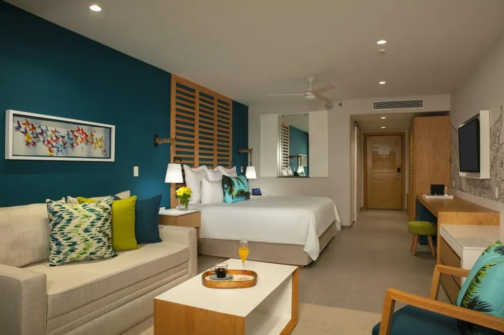 JUNIOR SUITE GARDEN VIEW TWO QUEEN BEDS Room, Dreams Natura Resort & Spa, Cancun Area