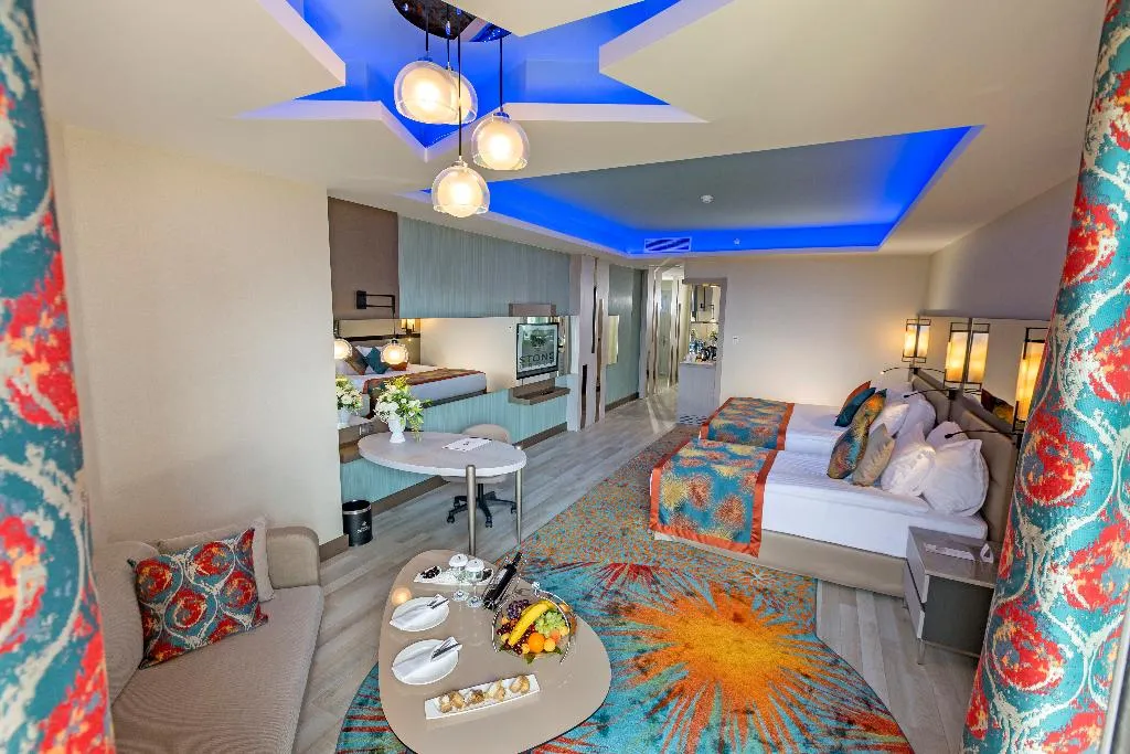 FAMILY ROOM LAND VIEW Room, Royal Seginus, Antalya