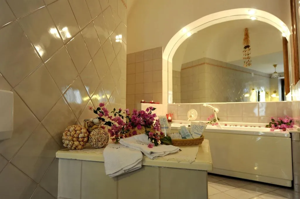 Room, Villa Mary, Naples