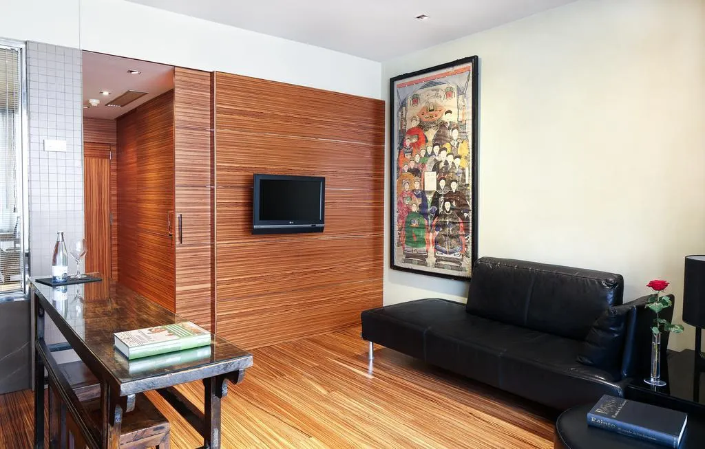 DOUBLE SINGLE USE DELUXE Room, Gran Derby Suites, Barcelona