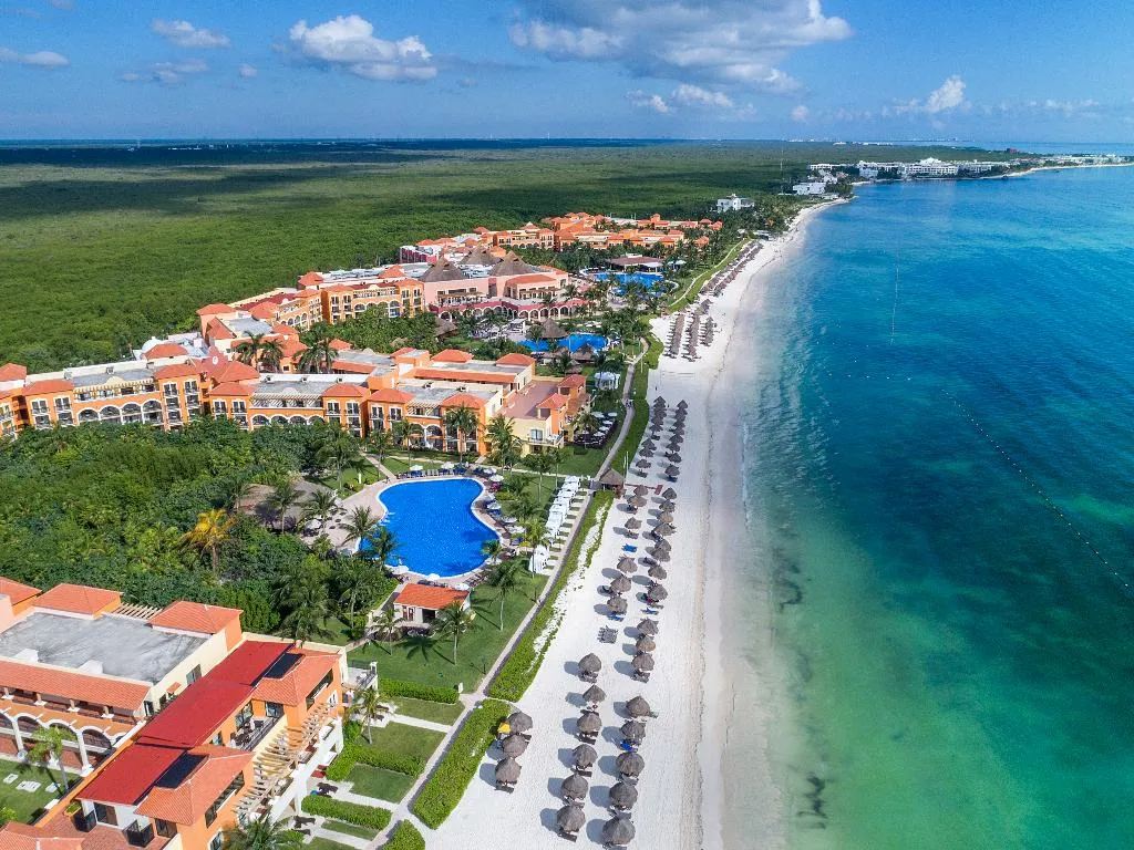 General view, Ocean Coral & Turquesa All Inclusive, Cancun Area