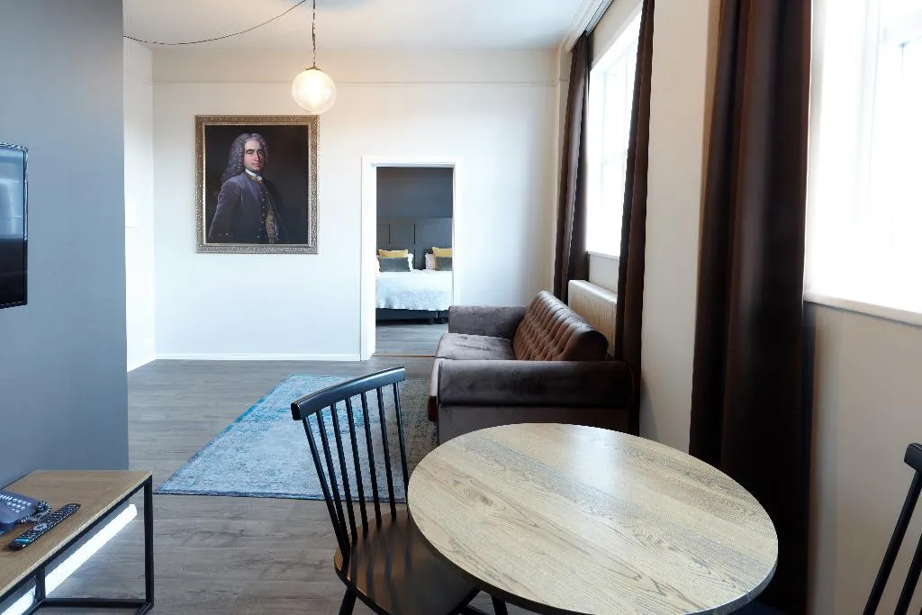 SUITE STANDARD Room, Fosshotel Baron, Reykjavik