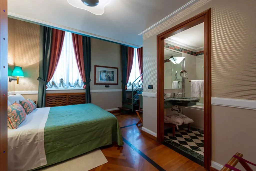 JUNIOR SUITE DUPLEX Room, Grand Hotel Ortigia, Catania