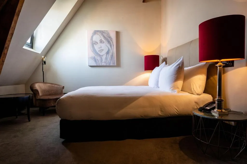 Room, College Hotel Amsterdam, Autograph Collection, Amsterdam