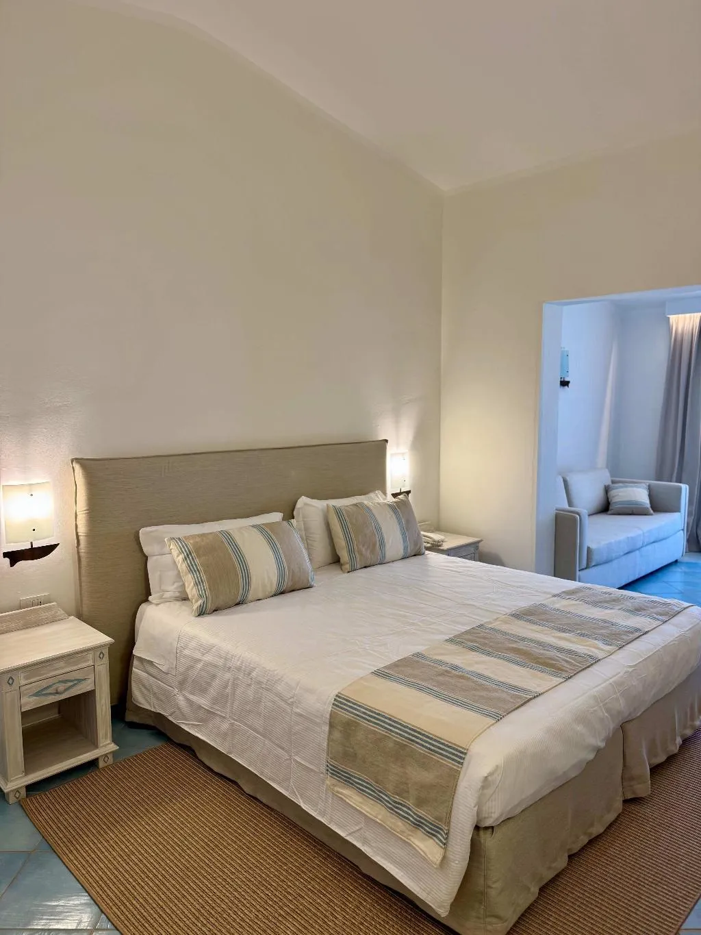 JUNIOR SUITE THREE BEDS Room, Hotel Sa Pedra, Olbia
