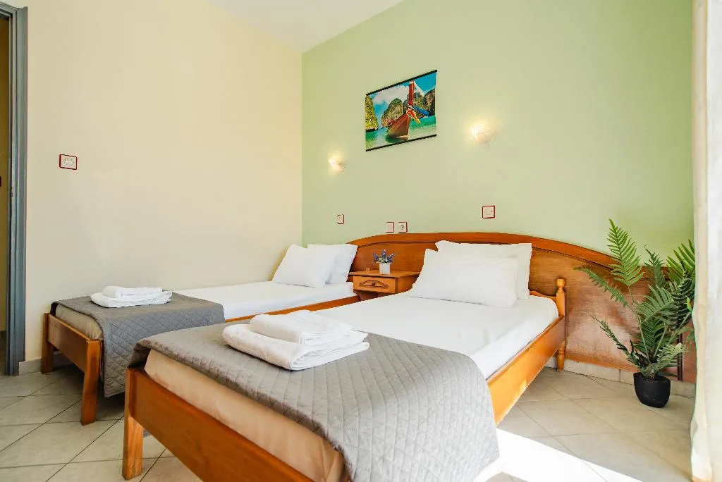 FAMILY ROOM COMFORT Room, Solena Studios Kavos, Corfu