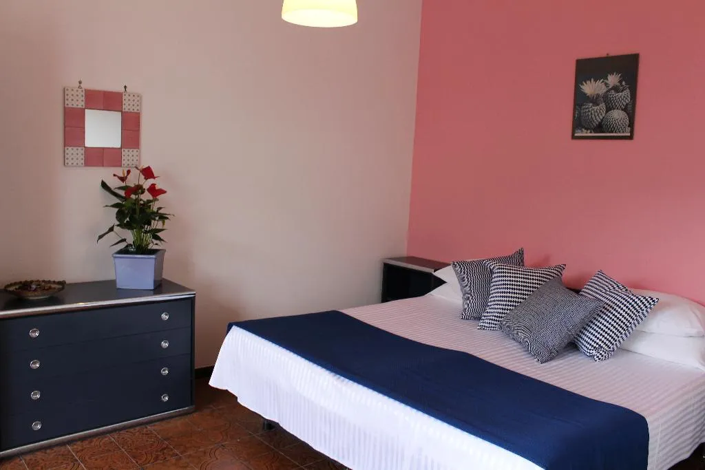APARTMENT CAPACITY 4 Room, Tramonti Green, Naples