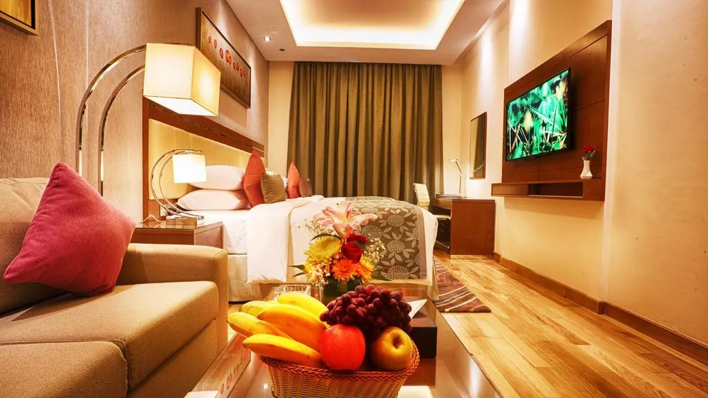 DOUBLE DELUXE KING BED Room, Rose Park Hotel - Al Barsha, Dubai