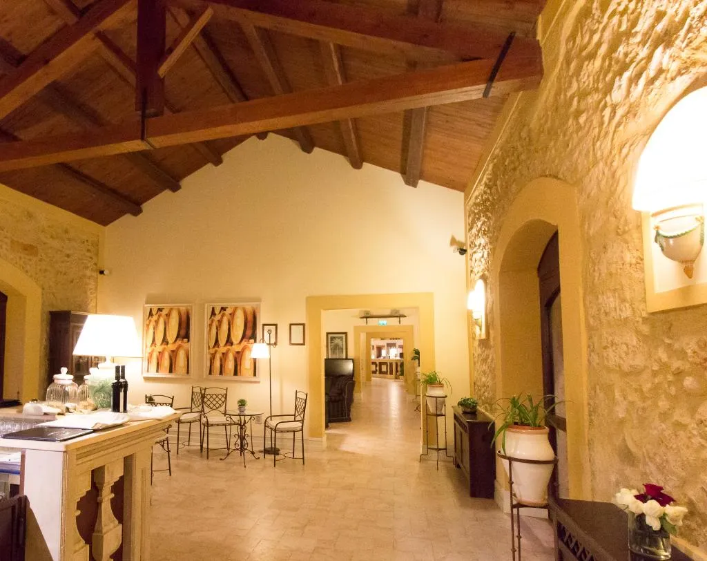 Bar, Baglio Oneto dei Principi di San Lorenzo, Palermo