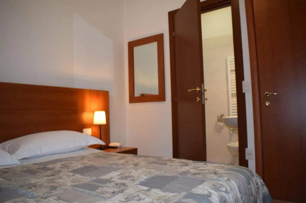 Room, Hotel Dalmazia, Florence