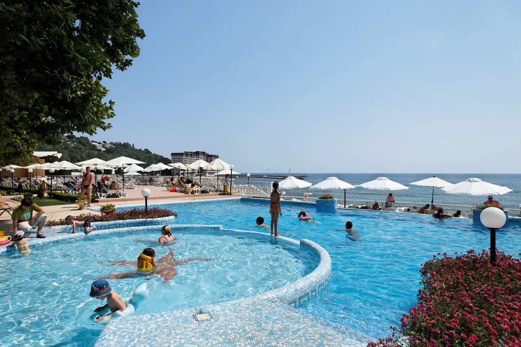 Pool, Marina, Varna
