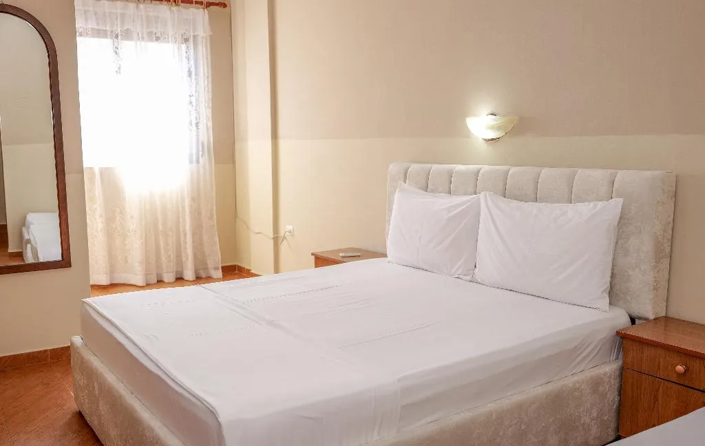 TRIPLE CLASSIC Room, Dolanit Hotels Vila E Drurit, Durres