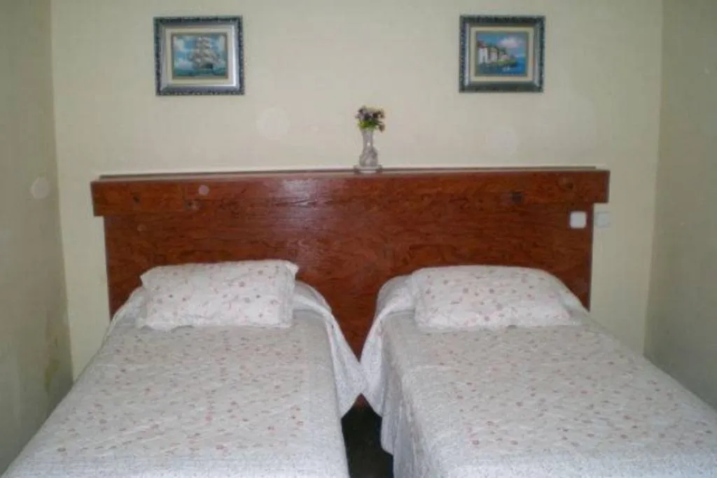 Room, Hostal Moncloa, Madrid
