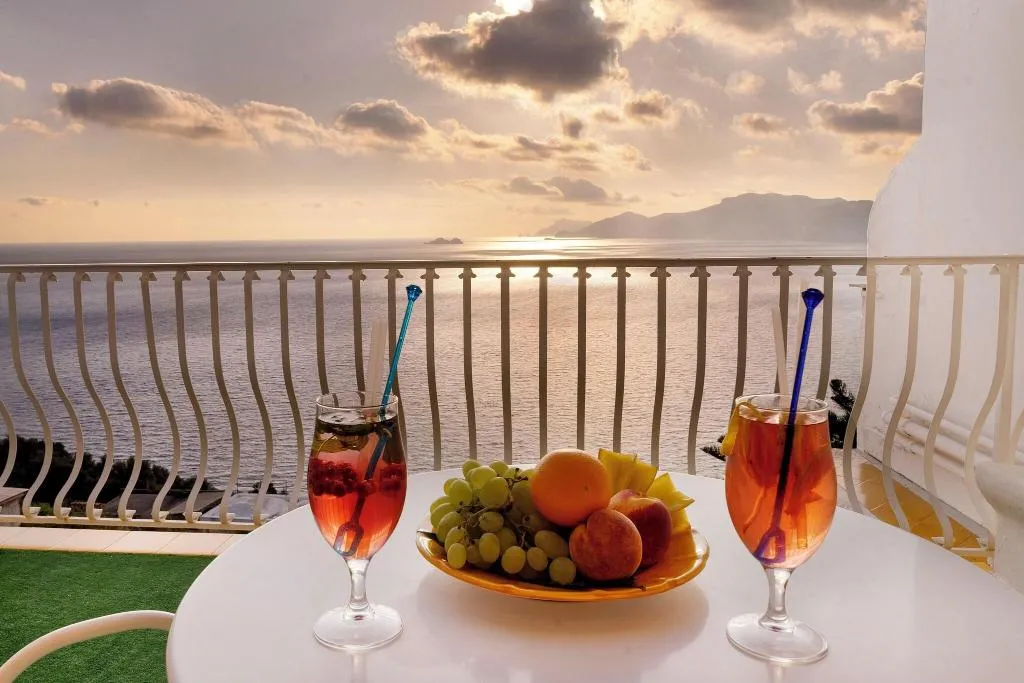 QUADRUPLE CLASSIC SEA VIEW Room, Tramonto D'oro, Naples