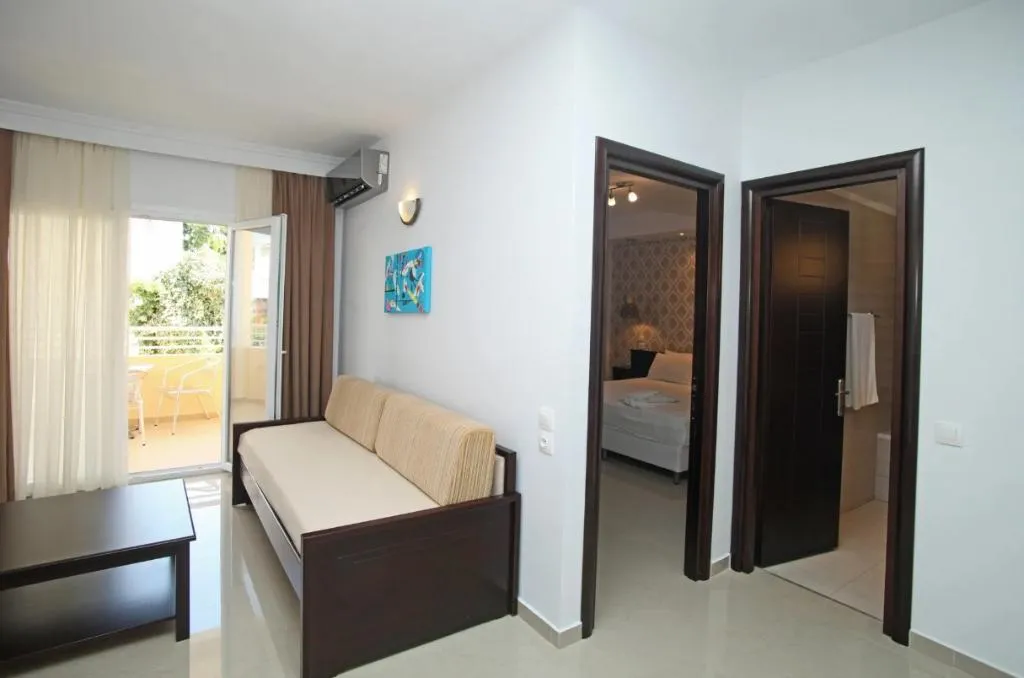 APARTMENT CAPACITY 5 Room, Naias Beach, Halkidiki
