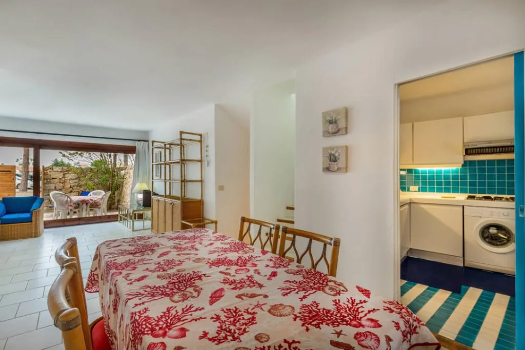 APARTMENT CAPACITY 6 THREE BEDROOM Room, Residence Pineta Uno, Olbia