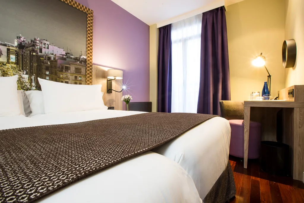 TRIPLE COMFORT Room, Leonardo Hotel Madrid City Center, Madrid
