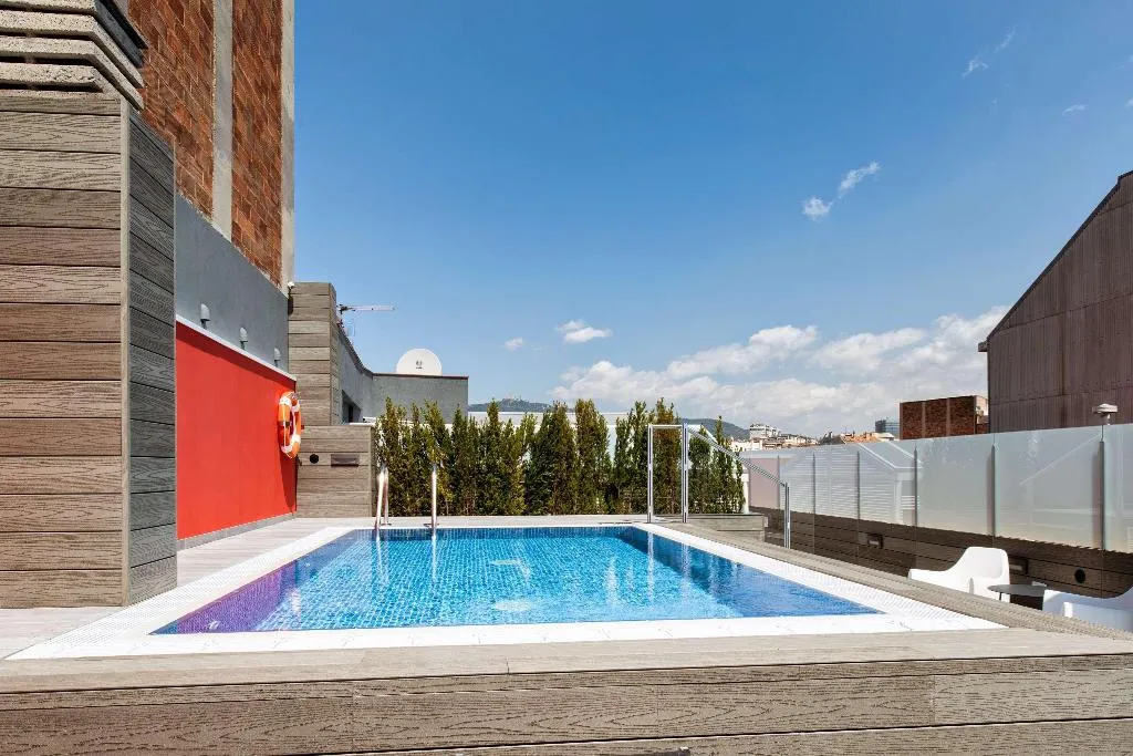 Pool, Catalonia Roma, Barcelona