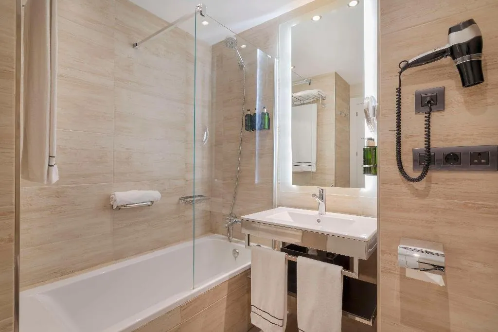 DOUBLE SINGLE USE PREMIUM Room, Melia Alicante, Costa Blanca