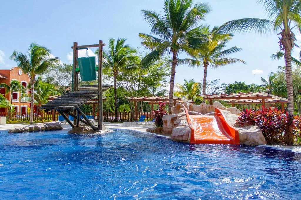 Sports and Entertainment, Barcelo Maya Tropical, Cancun Area
