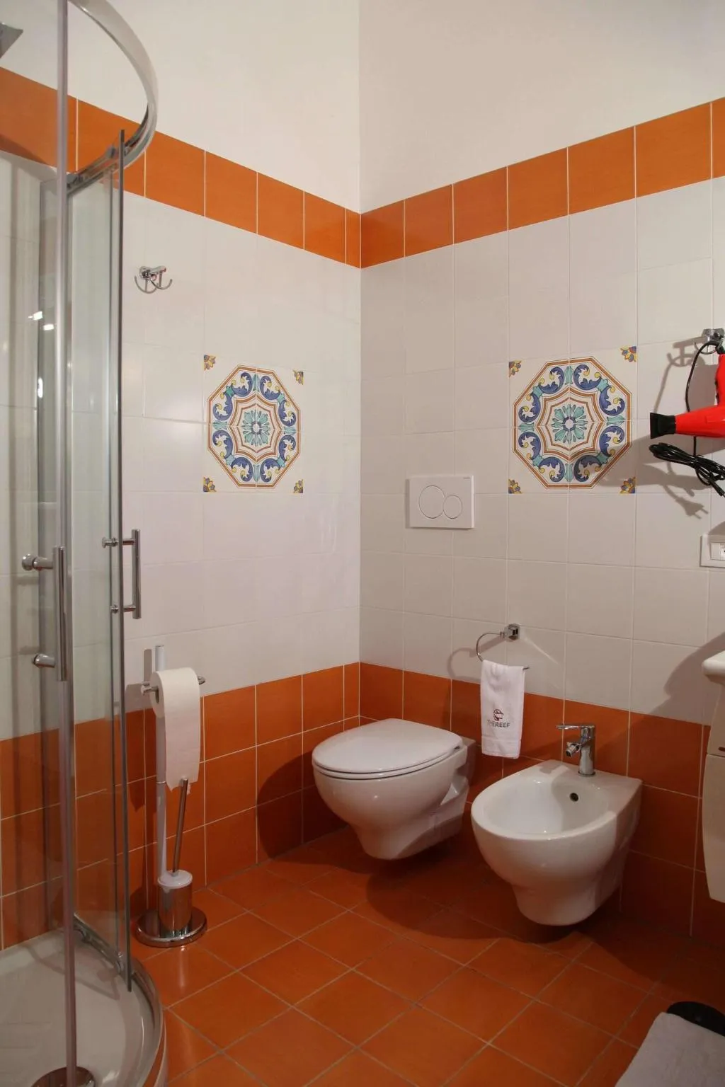 Room, The Reef, Naples