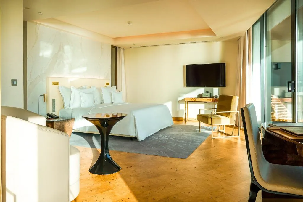 JUNIOR SUITE PREMIUM OCEAN VIEW Room, Savoy Palace The Leading Hotels of the World, Madeira