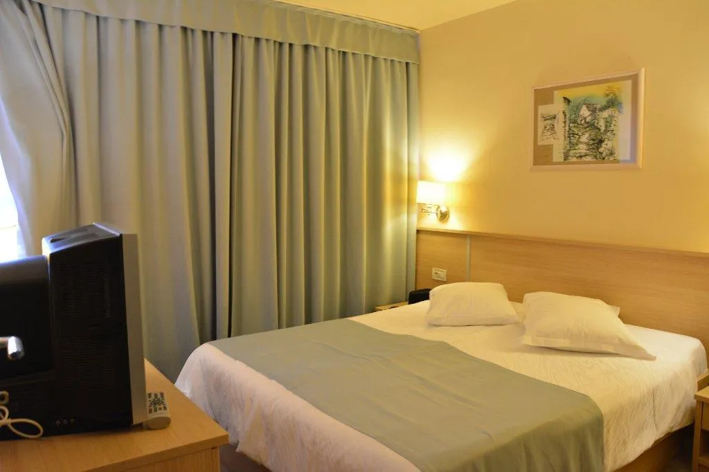 Room, Quercus, Split
