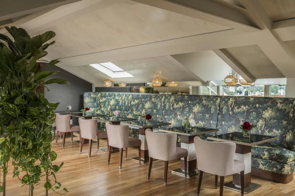 Bar, Palazzo Venezia, Milan