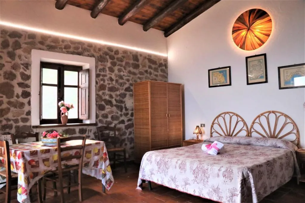 Room, Santa Margherita, Catania