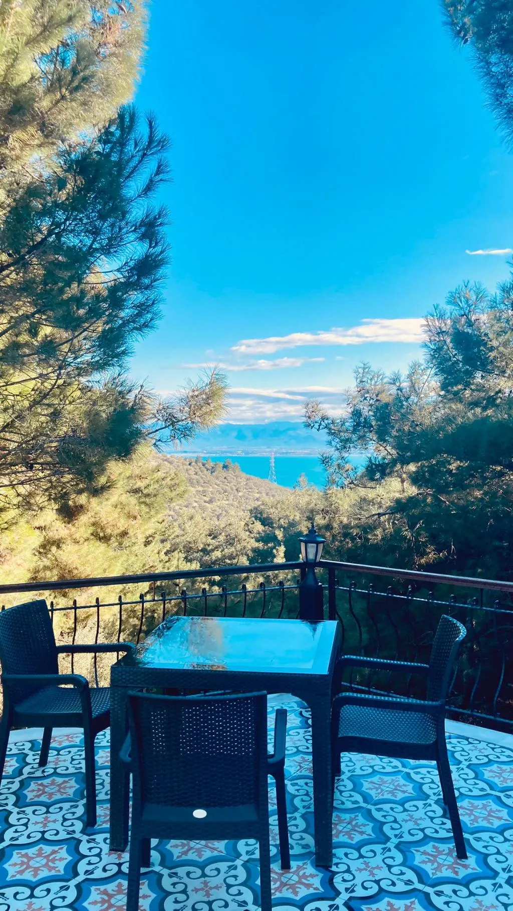 Terrace, Dusler Vadisi Kazdaglari, Izmir