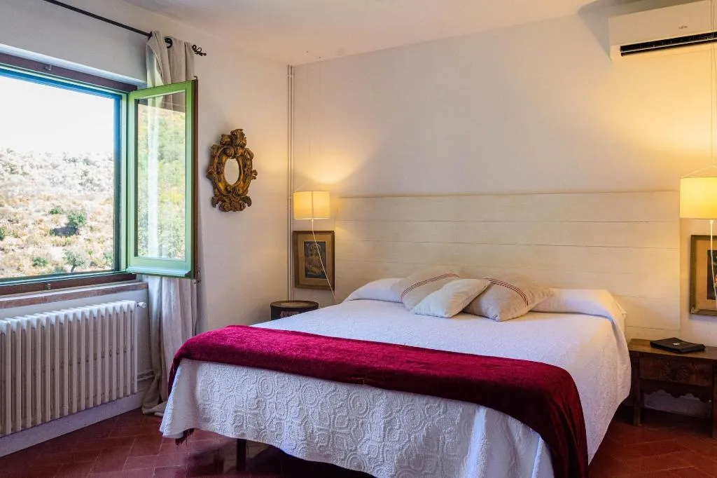 DOUBLE STANDARD Room, Finca Bell-Lloc, Costa Brava