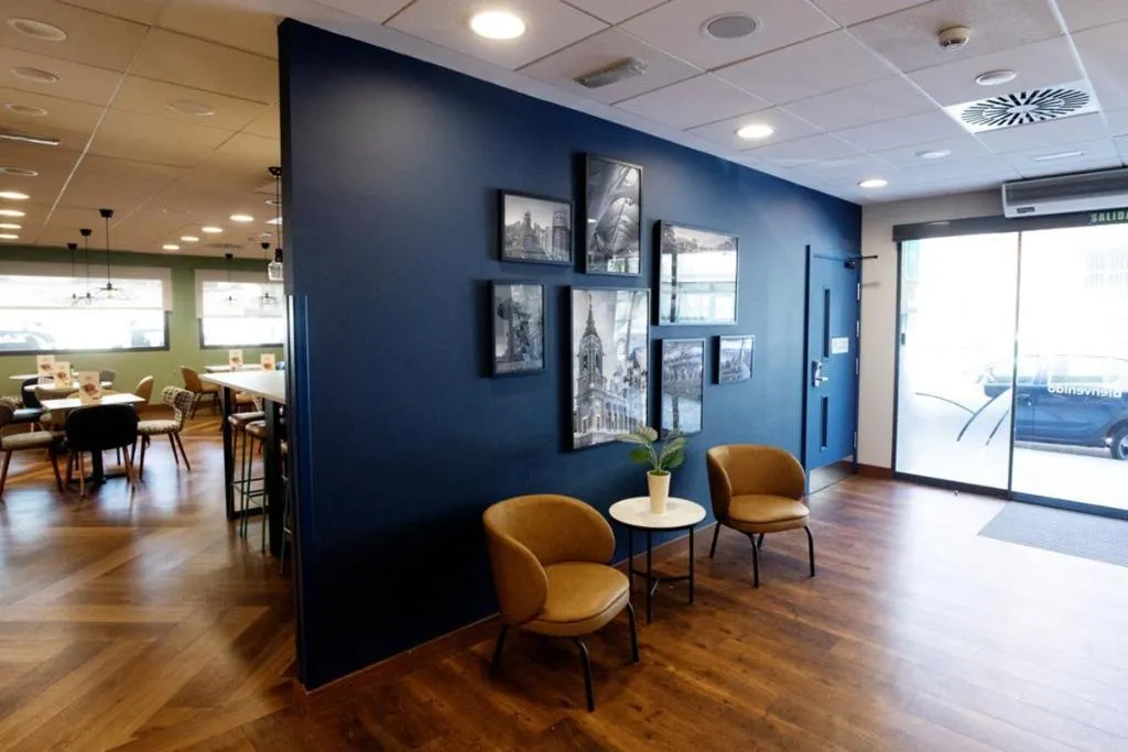 Lobby, Travelodge Madrid Metropolitano, Madrid