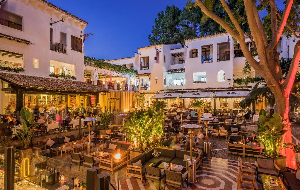 Bar, Puente Romano Beach Resort and Spa, Costa Del Sol