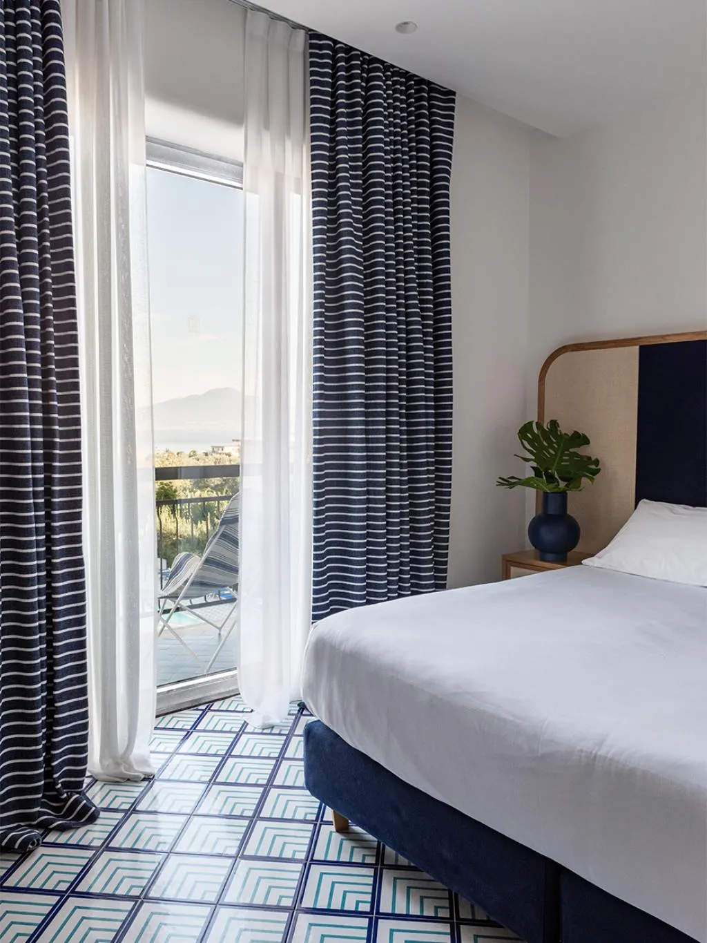 Double or Twin SUPERIOR SEA VIEW Room, Grand Hotel Flora, Naples