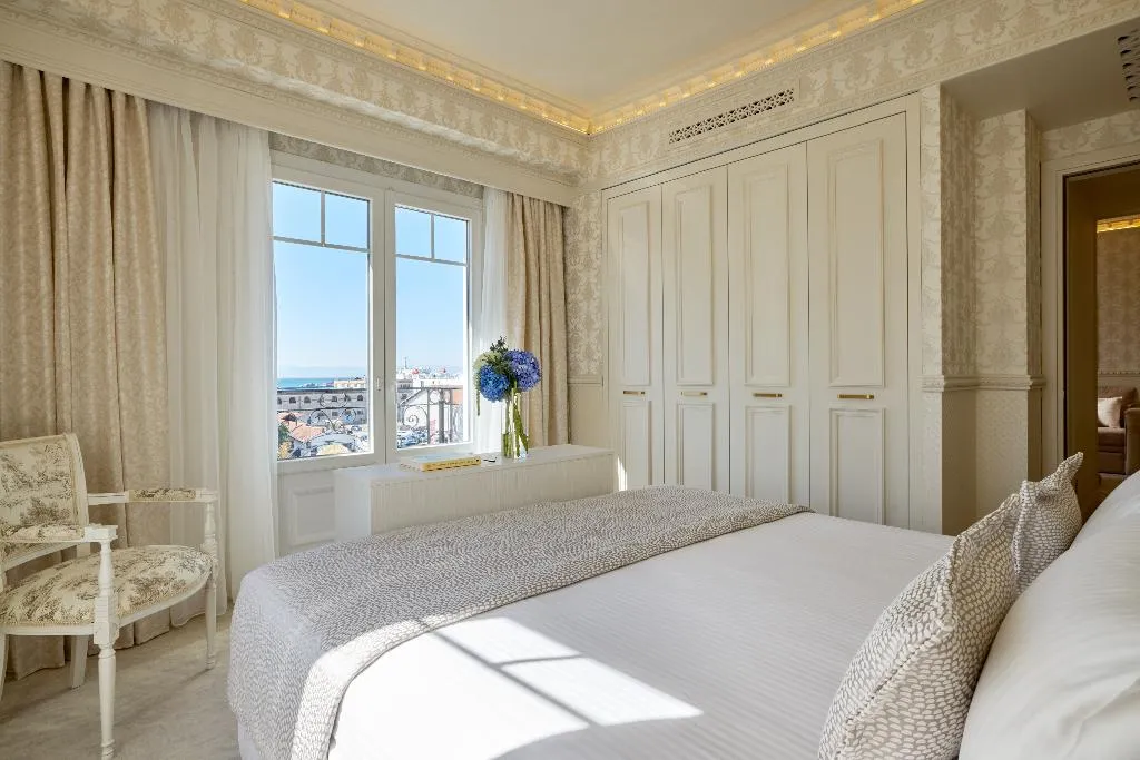 SUITE HARBOUR VIEW Room, Mediterranean Palace, Halkidiki