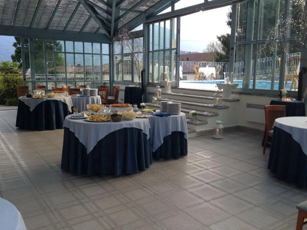 Restaurant, Lario, Milan