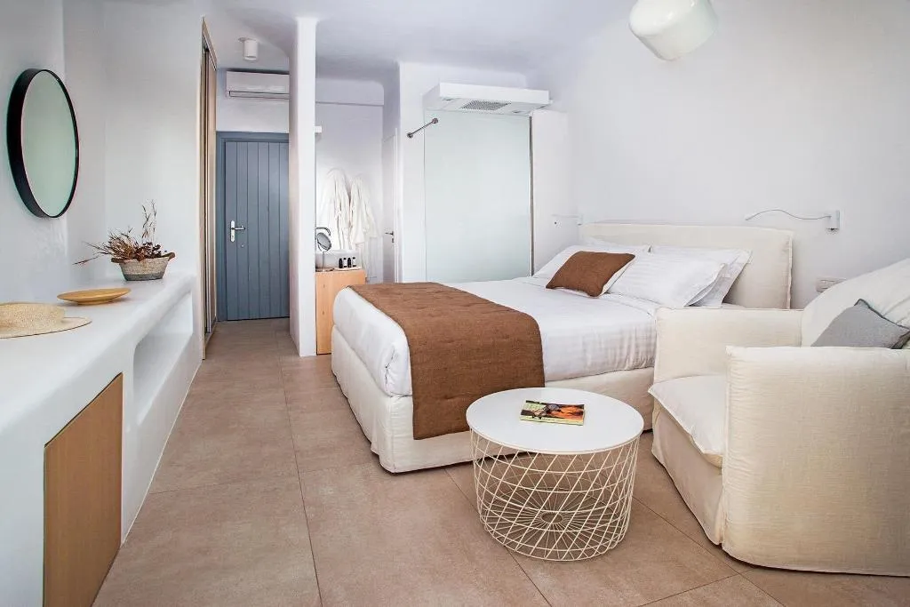 Room, Alunia Incognito Suites, Santorini