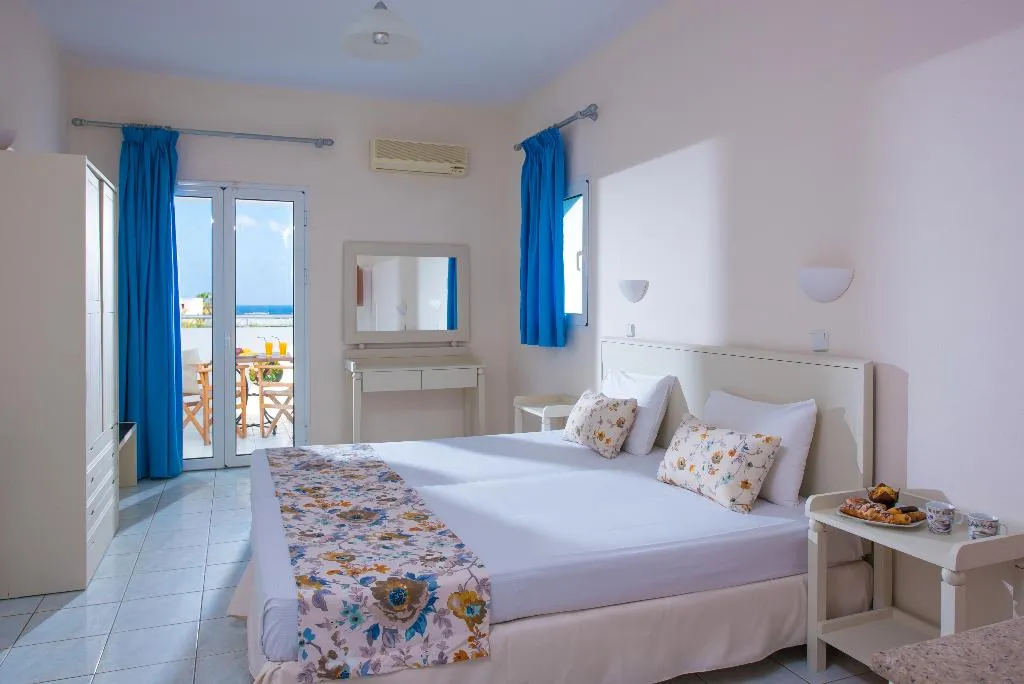 TRIPLE STANDARD Room, Summer Dreams Malia, Crete