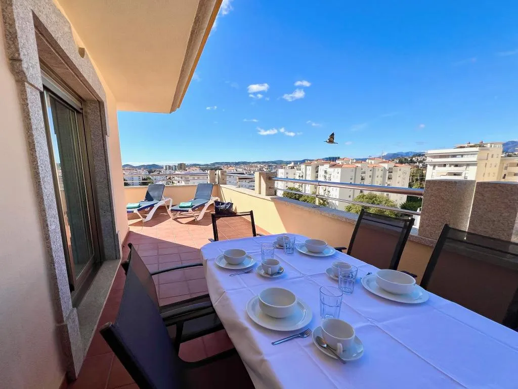 APARTMENT TWO BEDROOMS WITH TERRACE Room, Mediterraneo Real, Costa Del Sol