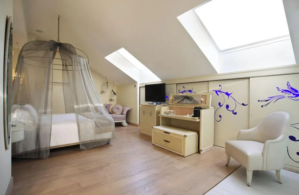 JUNIOR SUITE WITH DOUBLE BED Room, Chateau Monfort, Milan