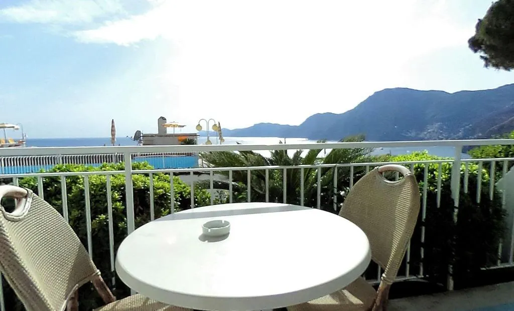 Room, Hotel Le Fioriere, Naples