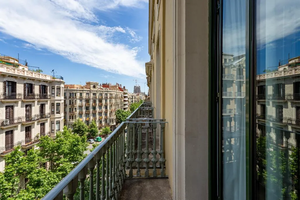 DOUBLE SINGLE USE WITH BALCONY Room, Room Mate Carla, Barcelona, Barcelona