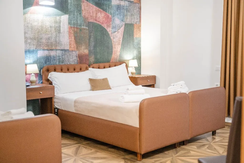 TRIPLE CLASSIC Room, Kairos Hotel, Naples