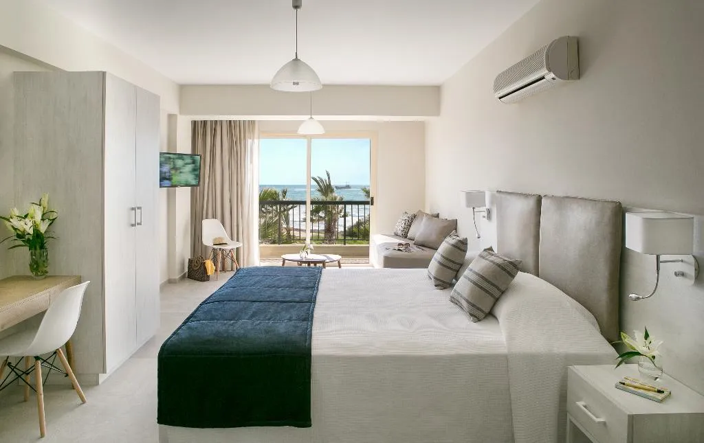 Room, Louis Paphos Breeze, Cyprus