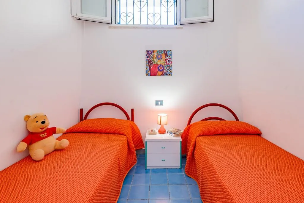 APARTMENT TWO BEDROOMS Room, Lumia Case Vacanze, Catania